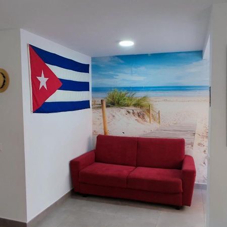 Ferienwohnung El Rinconcito Cubano En La Playa Almería Exterior foto