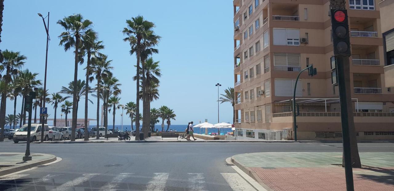 Ferienwohnung El Rinconcito Cubano En La Playa Almería Exterior foto